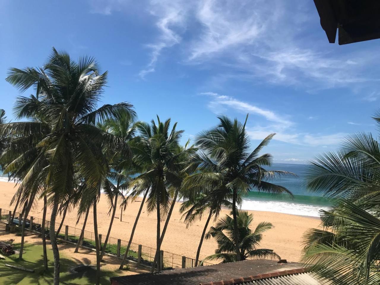 Moon Beach Villa Hikkaduwa Exterior foto